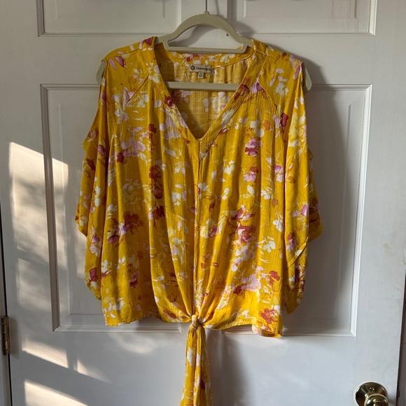 Democracy Tops - Democracy Mustard Yellow Floral Tie-Front Cold Shoulder Blouse L
